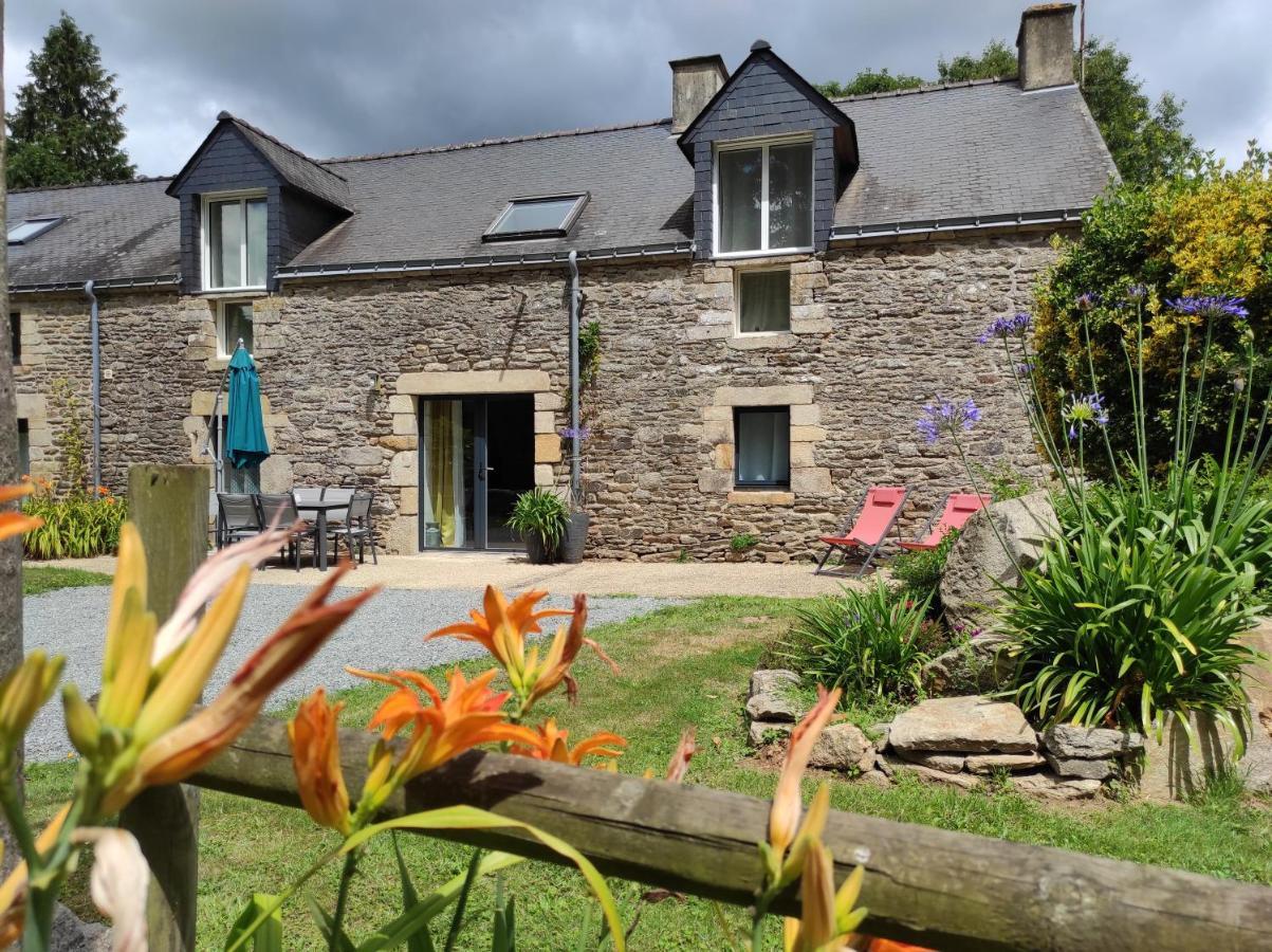 Aux Agapanthes Pluherlin Exterior foto